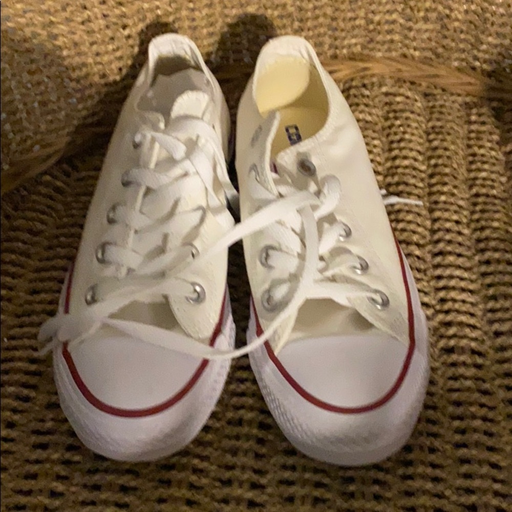 White converse Allstars